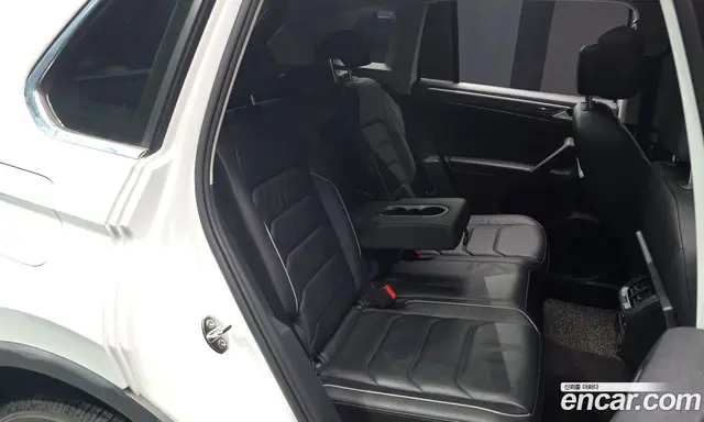 Volkswagen Tiguan 2019 2.0 автомат (гидро), миниатюра 12