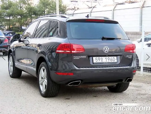 Volkswagen Touareg 2012 3.0 автомат (гидро), миниатюра 2