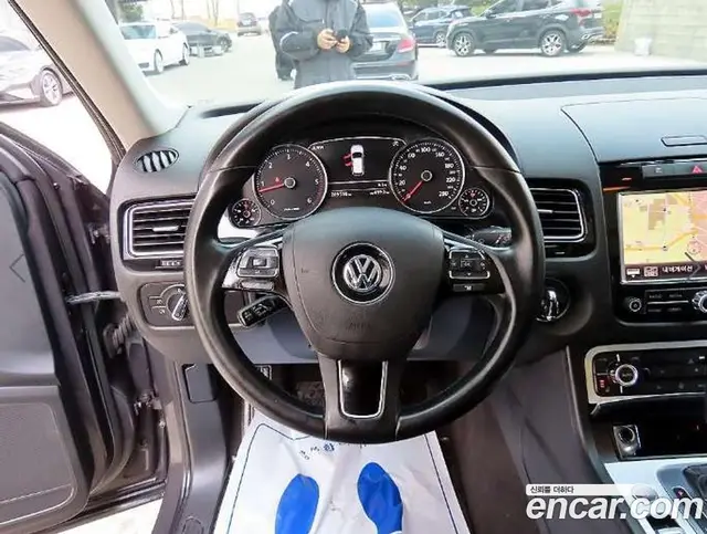 Volkswagen Touareg 2012 3.0 автомат (гидро), миниатюра 12