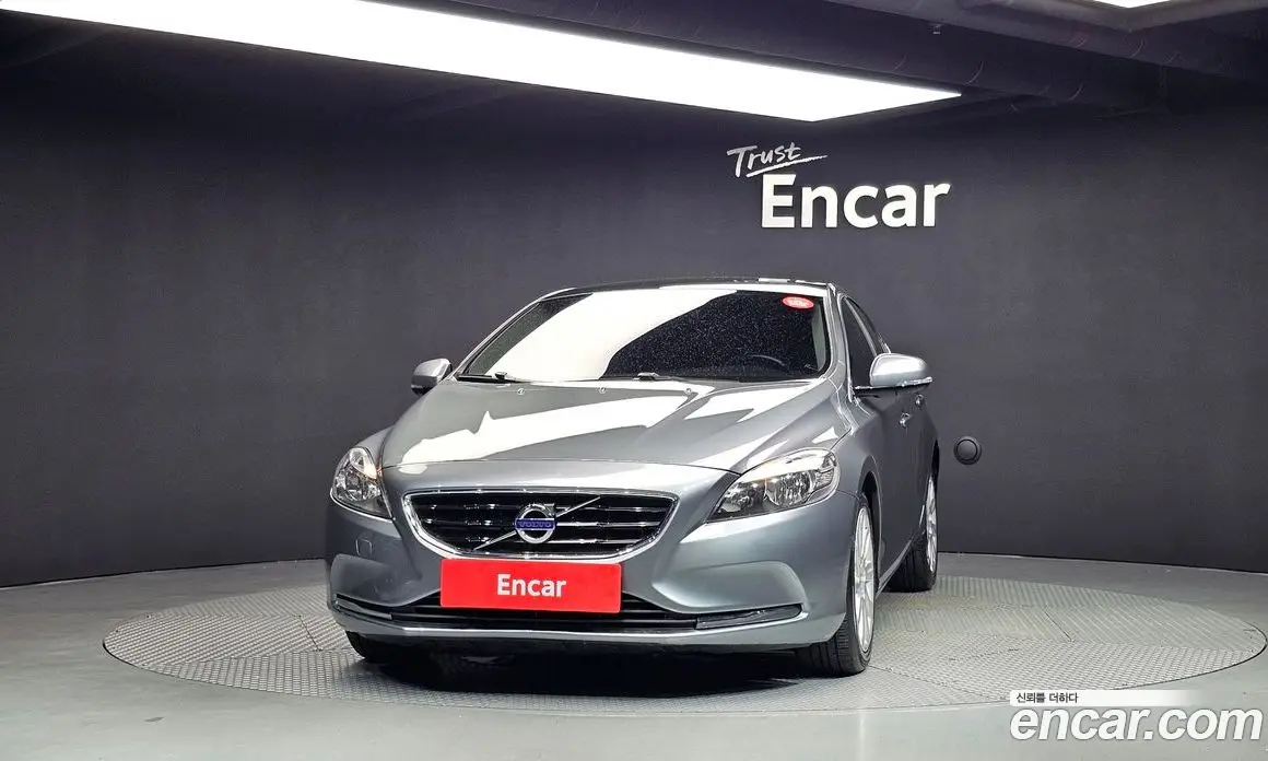 Volvo V40 2015 1.6 автомат (гидро), фото 3