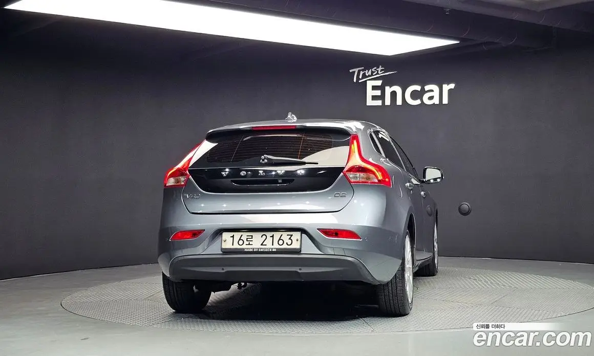 Volvo V40 2015 1.6 автомат (гидро), фото 4