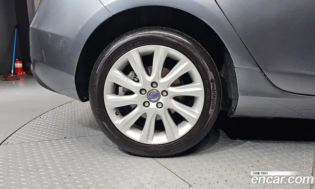 Volvo V40 2015 1.6 автомат (гидро), миниатюра 5