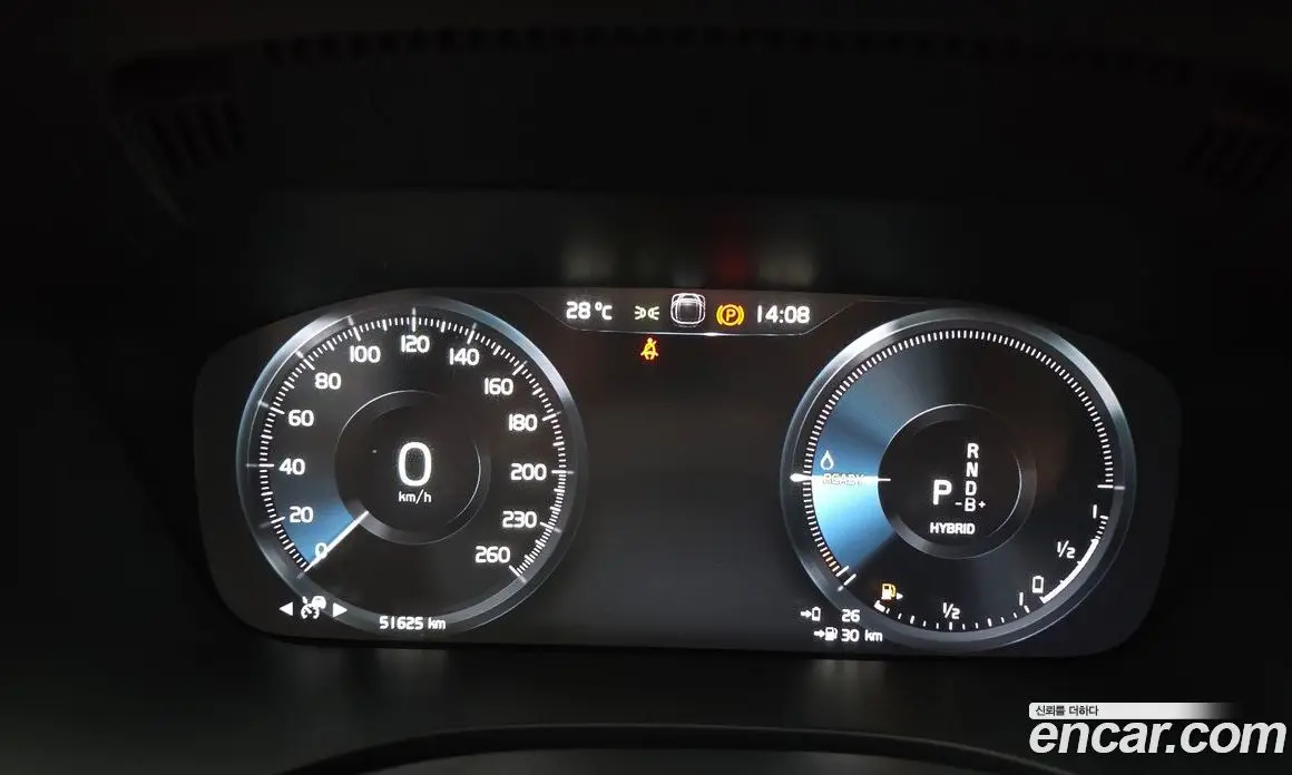 Volvo XC60 2021 2.0 автомат (гидро), фото 11