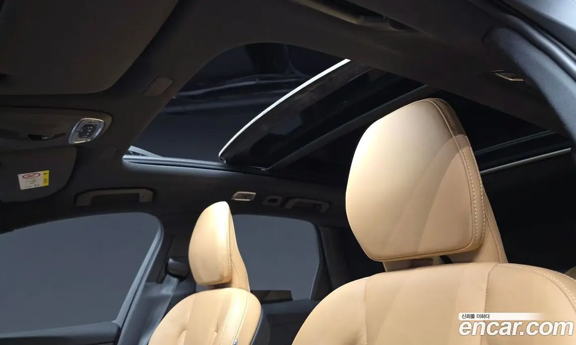 Volvo XC60 2021 2.0 автомат (гидро), фото 26