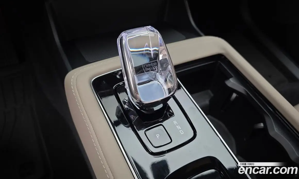Volvo XC90 2025 2.0 автомат (гидро), фото 12