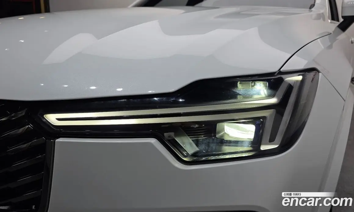 Volvo XC90 2025 2.0 автомат (гидро), фото 8