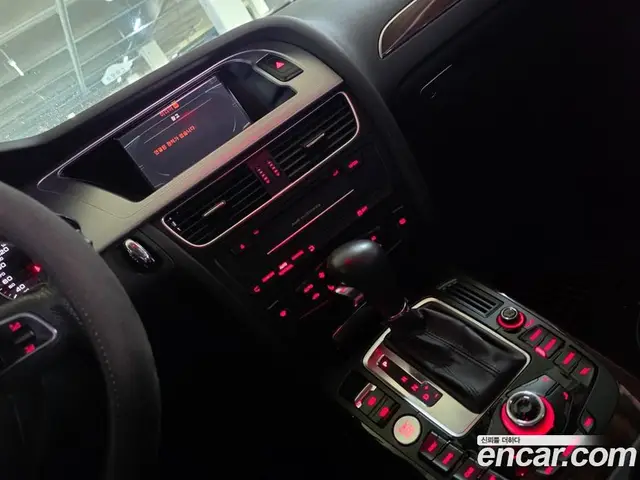 Audi A4 2011 2.0 автомат (гидро), миниатюра 5 Audi A4 2011 2.0 автомат (гидро), миниатюра 5