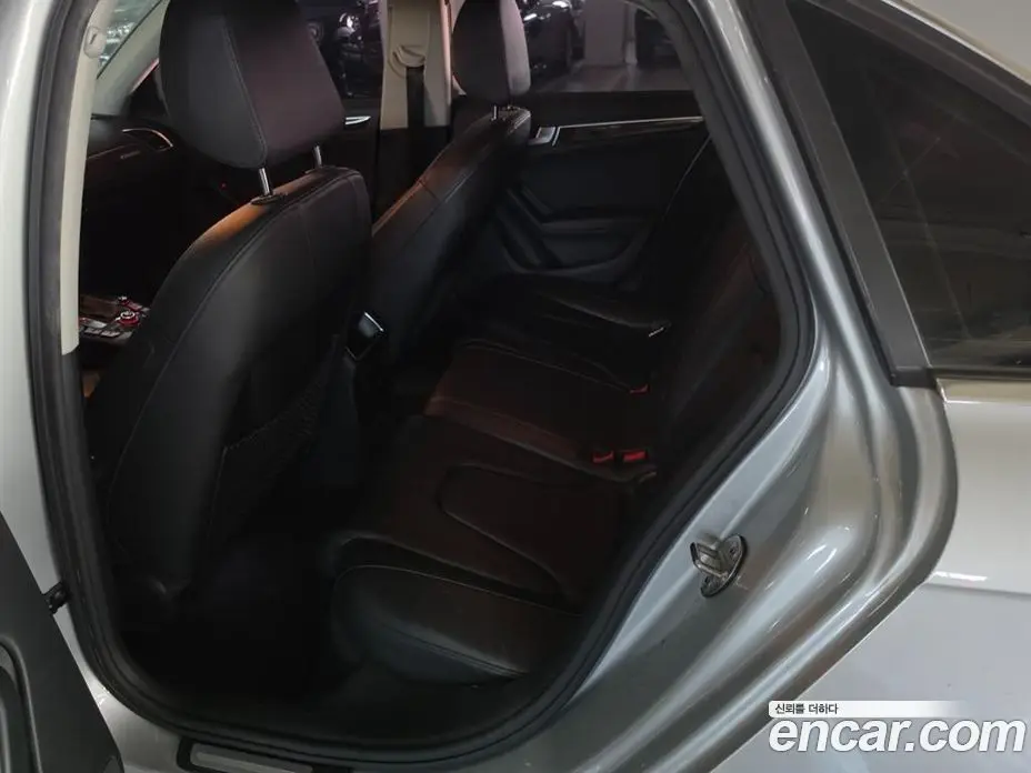 Audi A4 2011 2.0 автомат (гидро), фото 8 Audi A4 2011 2.0 автомат (гидро), фото 8