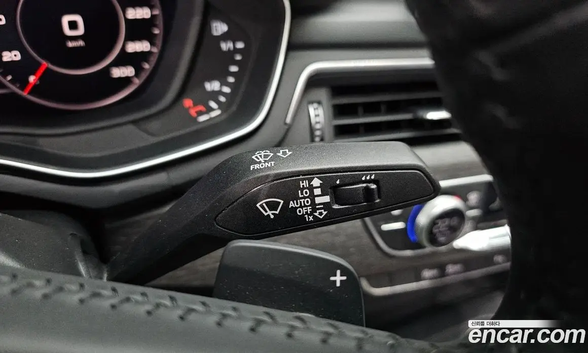 Audi A4 2018 2.0 автомат (гидро), фото 27