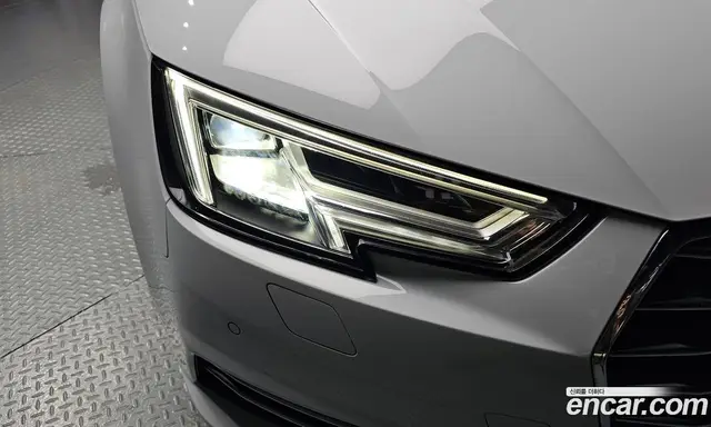 Audi A4 2018 2.0 автомат (гидро), миниатюра 8