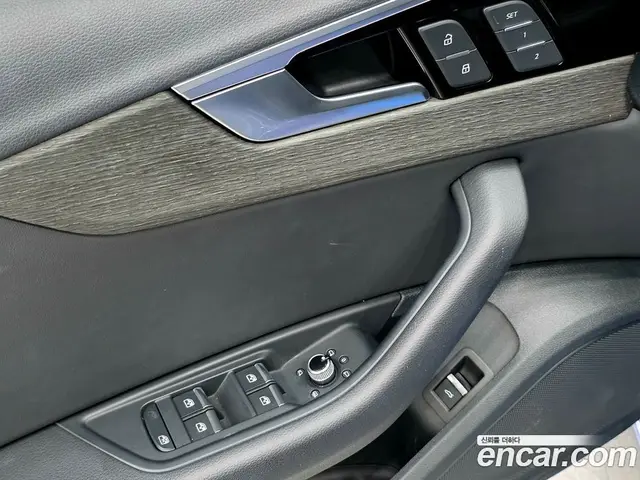 Audi A4 2023 2.0 автомат (гидро), миниатюра 12