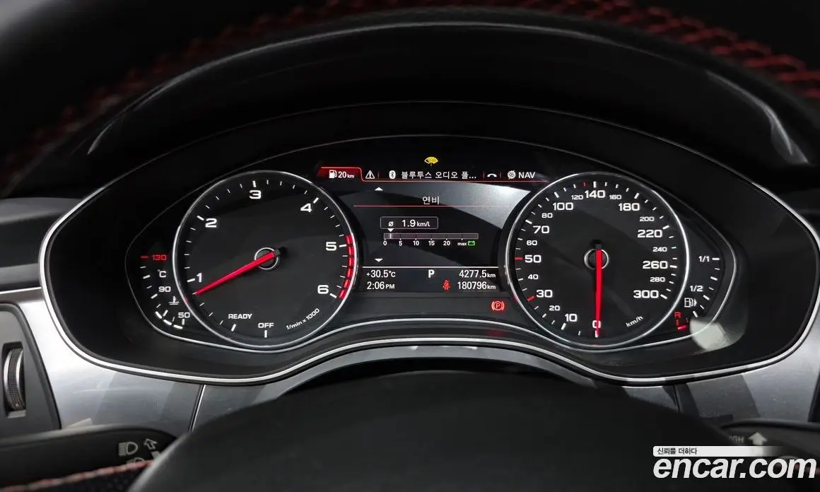 Audi A6 2016 3.0 автомат (гидро), фото 8