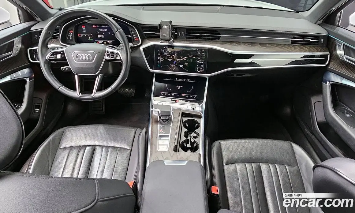 Audi A6 2020 2.0 автомат (гидро), фото 7