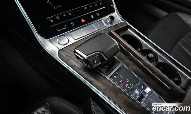 Audi A6 2020 2.0 автомат (гидро), миниатюра 9