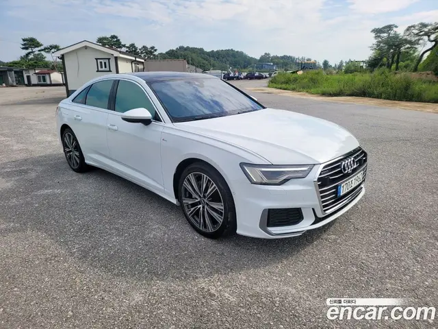 Audi A6 2022 3.0 автомат (гидро), миниатюра 1