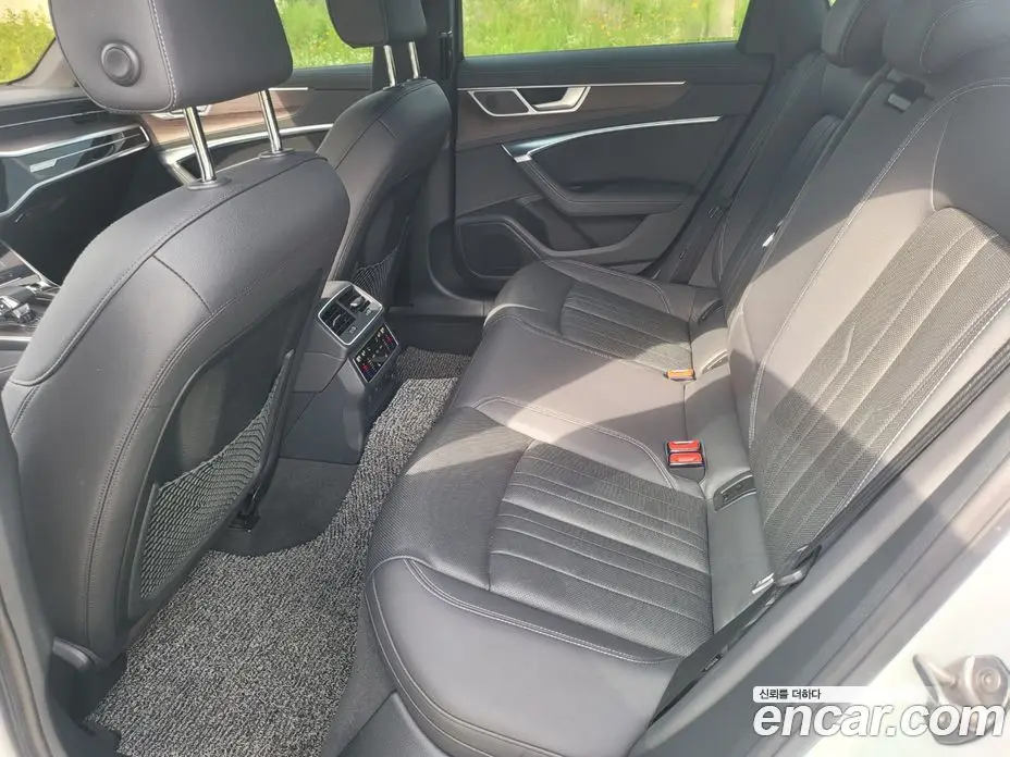 Audi A6 2022 3.0 автомат (гидро), фото 14