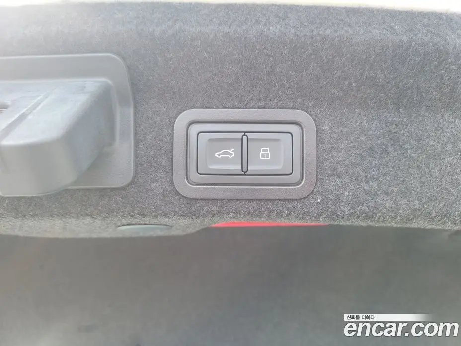 Audi A6 2022 3.0 автомат (гидро), фото 17