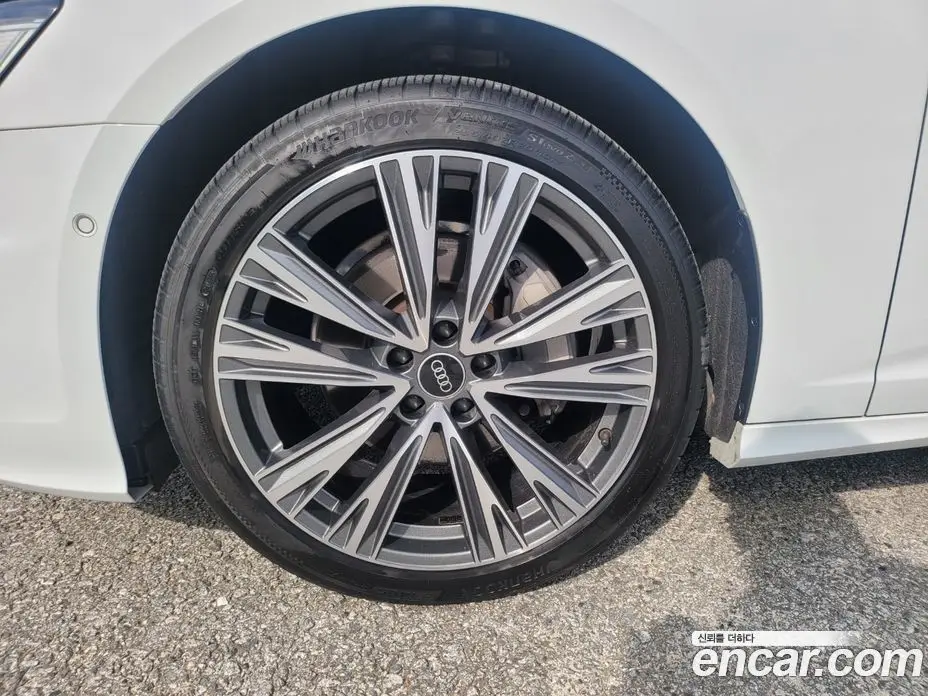 Audi A6 2022 3.0 автомат (гидро), фото 20