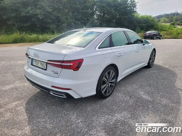 Audi A6 2022 3.0 автомат (гидро), миниатюра 5