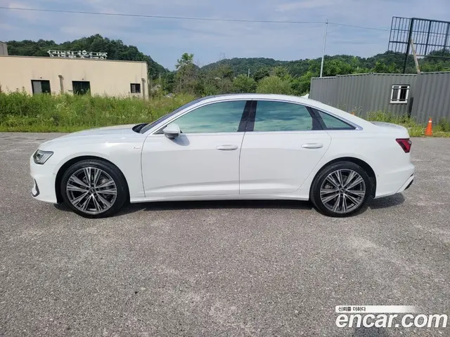 Audi A6 2022 3.0 автомат (гидро), миниатюра 8