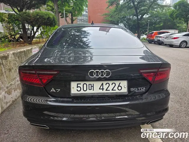Audi A7 2015 3.0 автомат (гидро), миниатюра 2