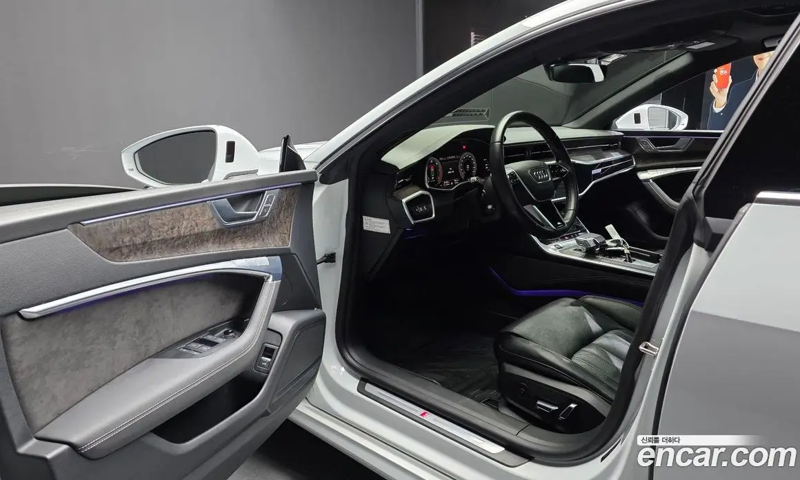 Audi A7 2021 3.0 автомат (гидро), фото 13