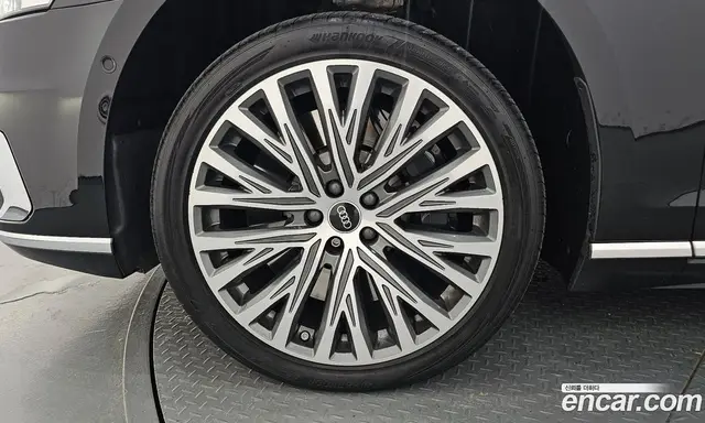 Audi A8 2021 4.0 автомат (гидро), миниатюра 5