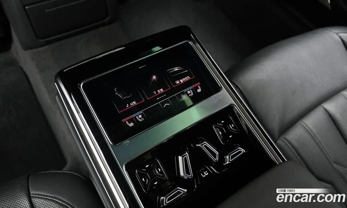 Audi A8 2023 3.0 автомат (гидро), фото 18