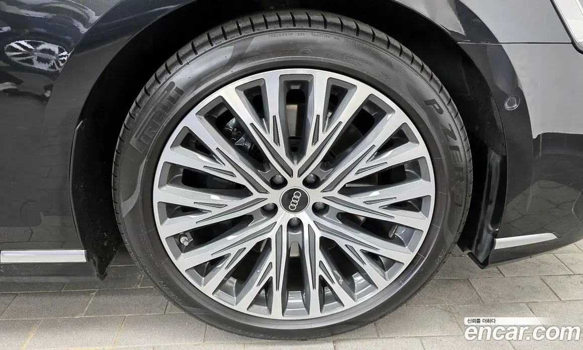 Audi A8 2023 3.0 автомат (гидро), фото 5