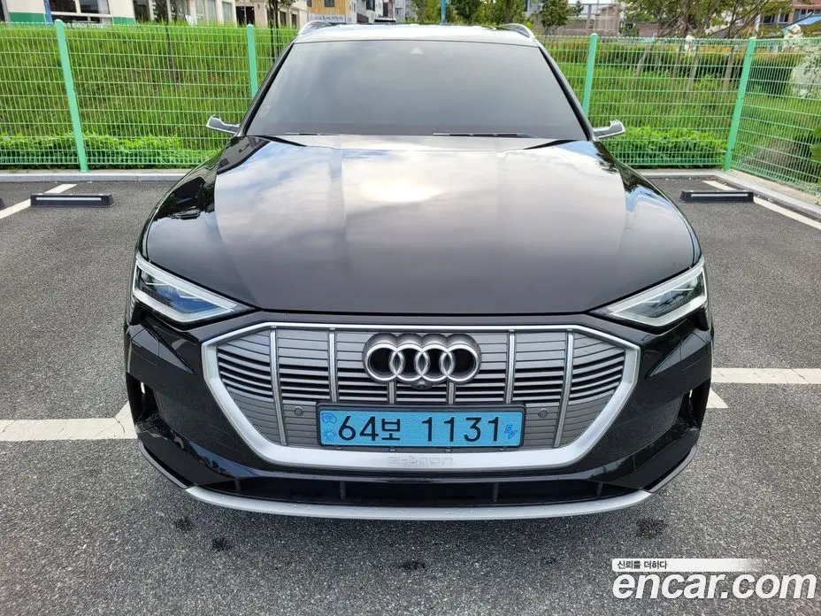 Audi e-tron 2020 автомат (гидро), фото 3