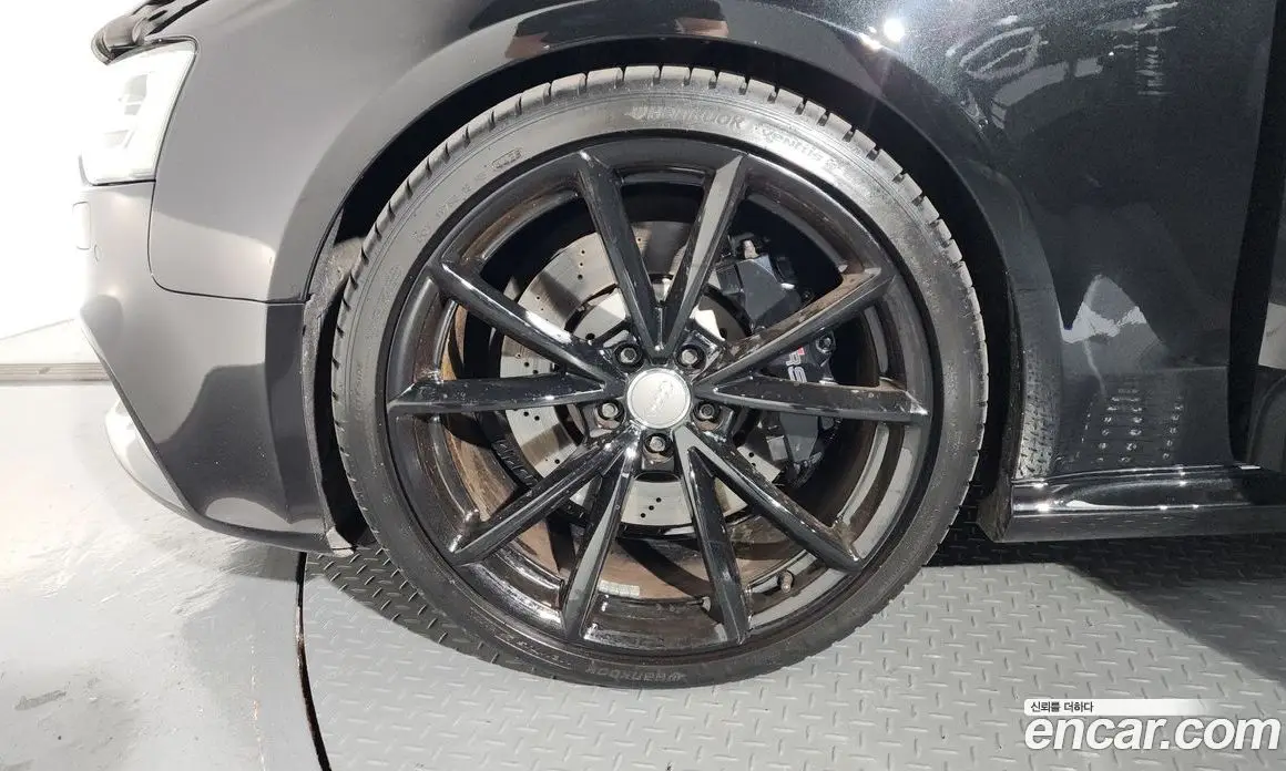 Audi RS5 2016 4.2 автомат (гидро), фото 5
