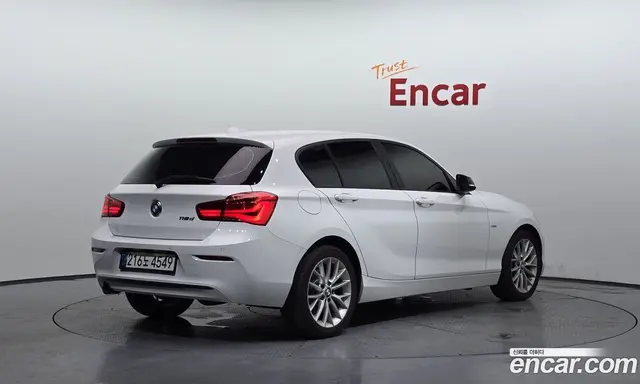 BMW 1 серия 2016 2.0 автомат (гидро), миниатюра 2