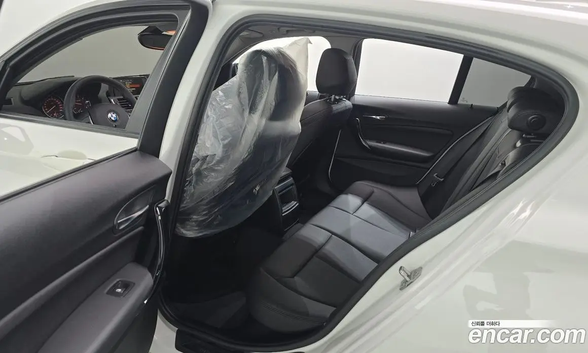BMW 1 серия 2016 2.0 автомат (гидро), фото 12