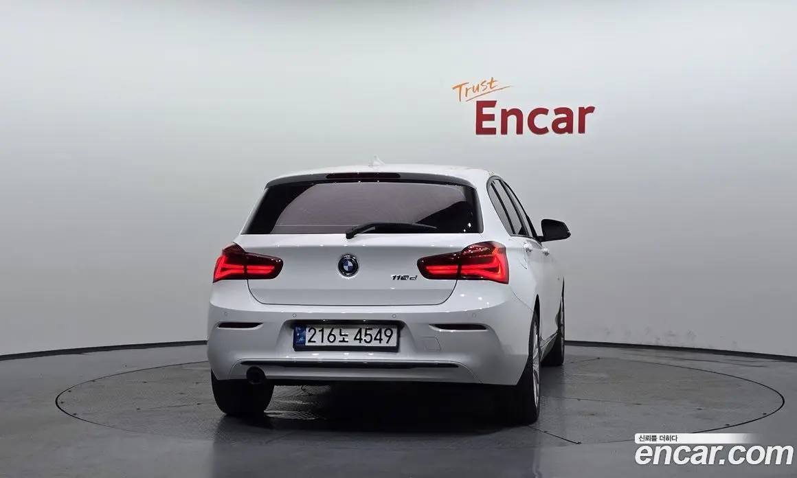 BMW 1 серия 2016 2.0 автомат (гидро), фото 4