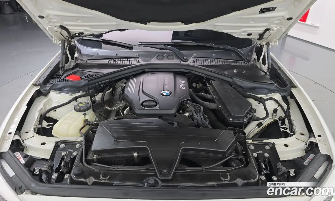 BMW 1 серия 2016 2.0 автомат (гидро), фото 6