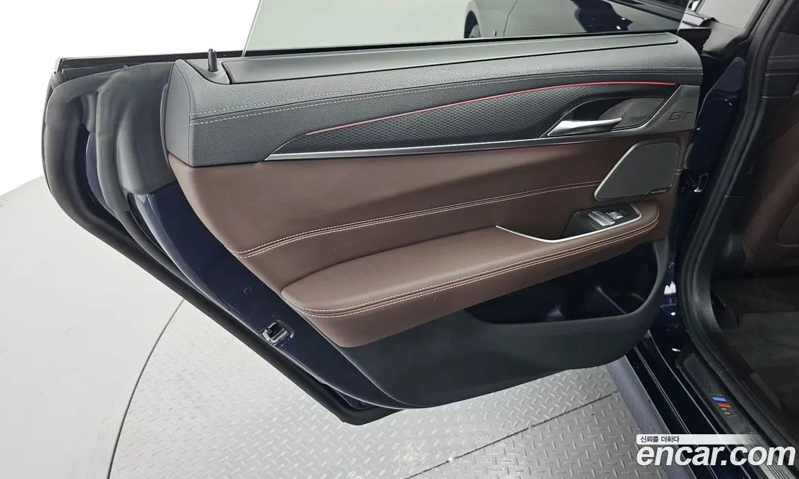 BMW 6 серия 2024 2.0 автомат (гидро), фото 15