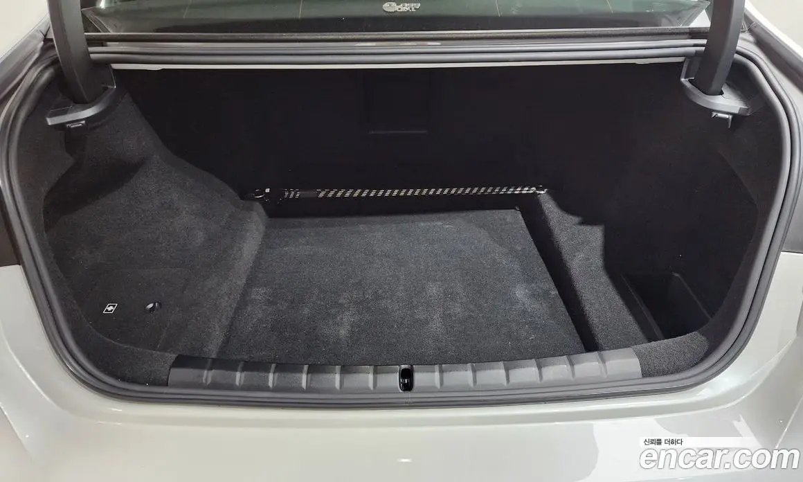 BMW 7 серия 2024 3.0 автомат (гидро), фото 26