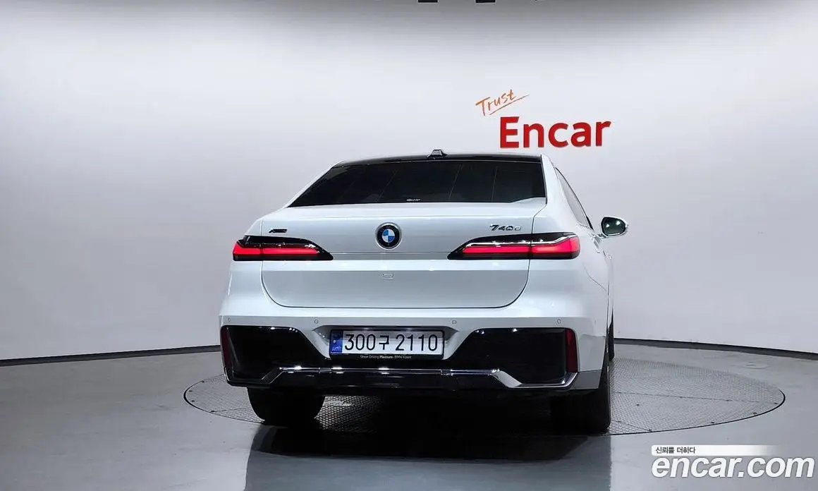 BMW 7 серия 2024 3.0 автомат (гидро), фото 4