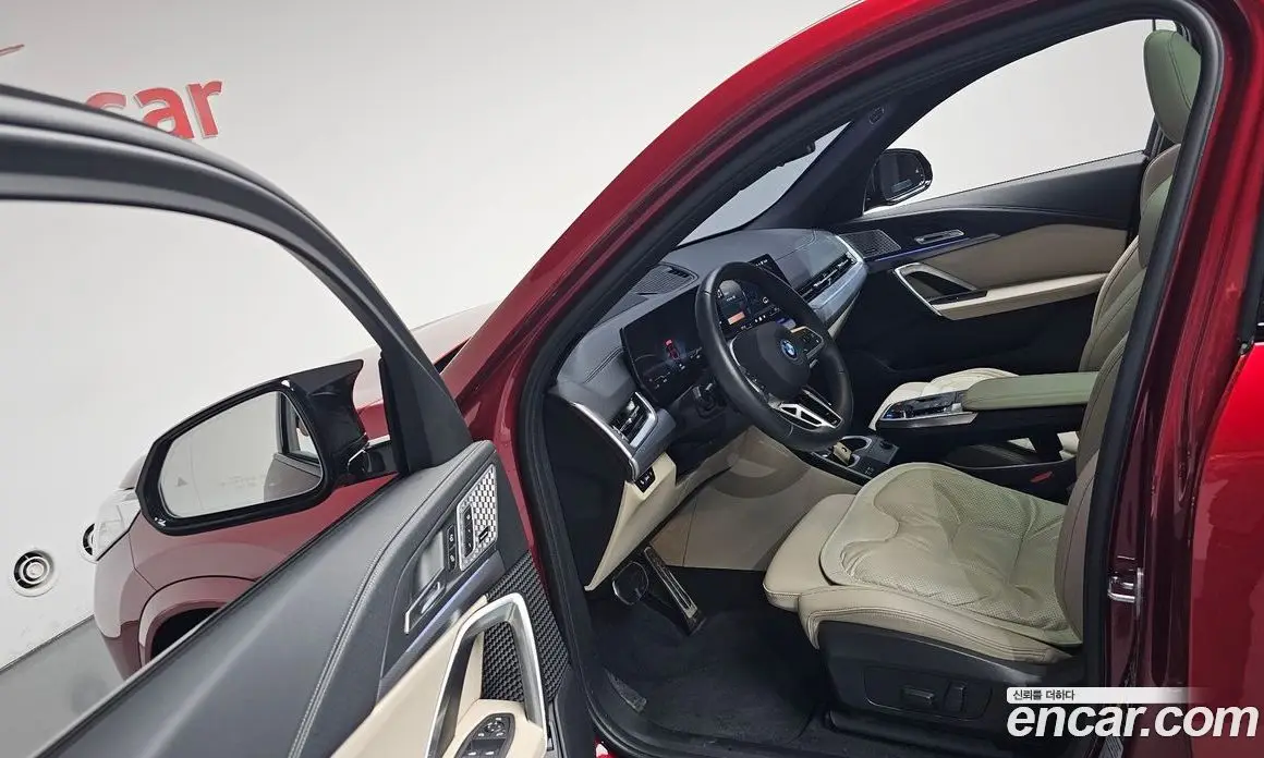 BMW iX2 2024 0.2 автомат (гидро), фото 12