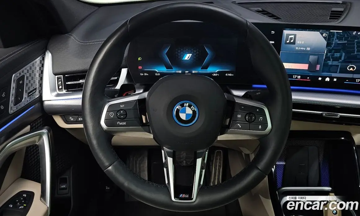 BMW iX2 2024 0.2 автомат (гидро), фото 18