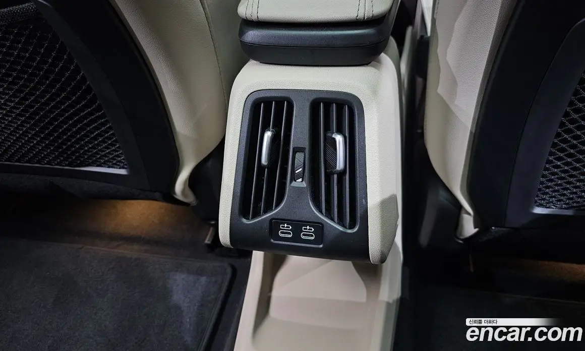 BMW iX2 2024 0.2 автомат (гидро), фото 33