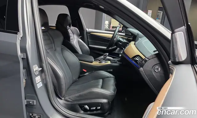 BMW M5 2020 4.4 автомат (гидро), миниатюра 11