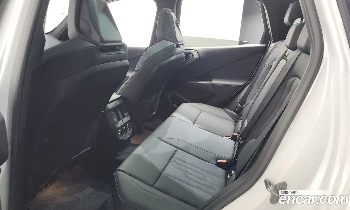 BMW X3 2025 2.0 автомат (гидро), фото 11