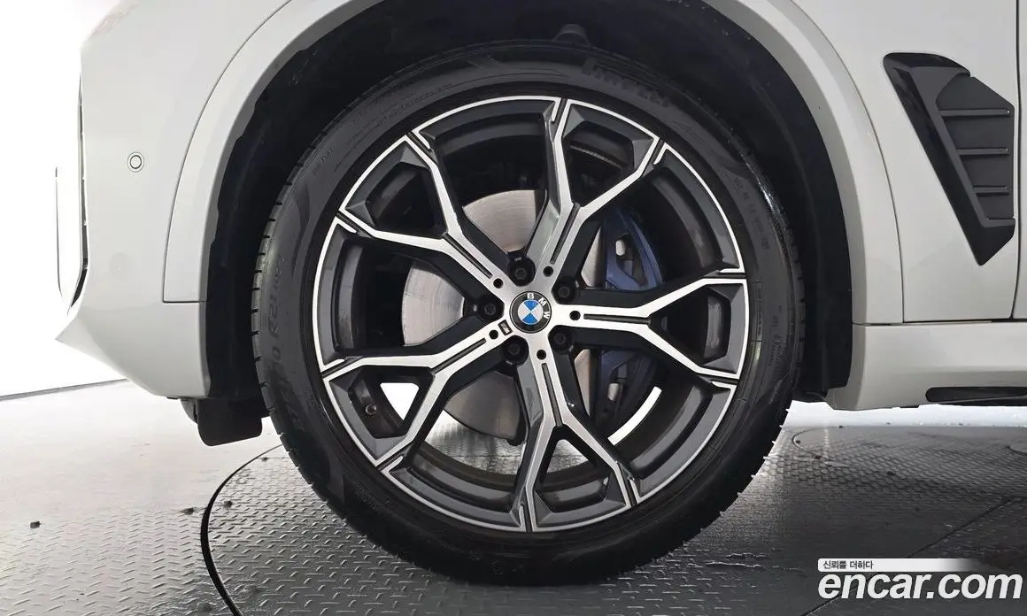 BMW X5 2024 3.0 автомат (гидро), фото 4