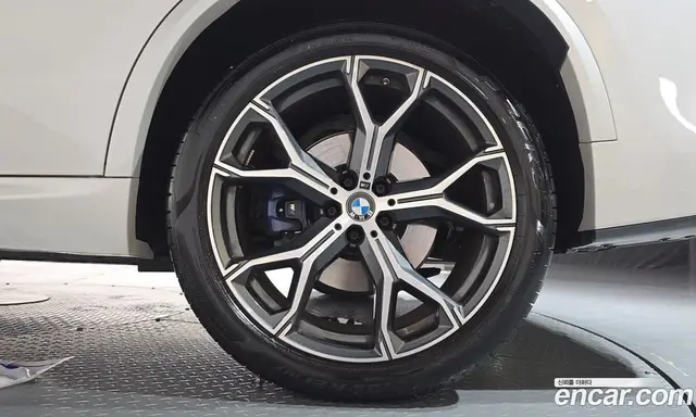 BMW X5 2024 3.0 автомат (гидро), миниатюра 6