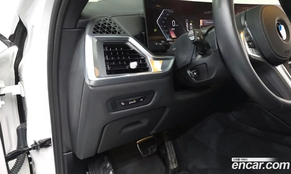 BMW X6 2025 3.0 автомат (гидро), фото 12