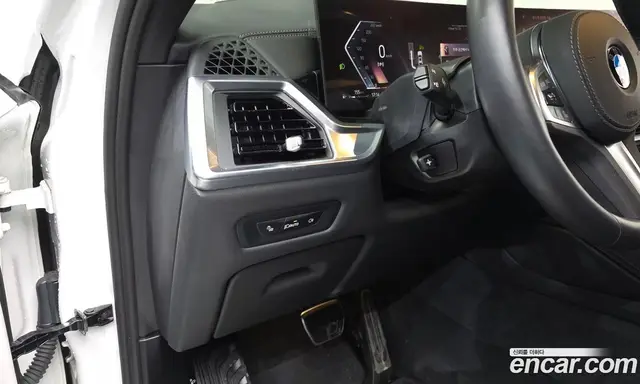 BMW X6 2025 3.0 автомат (гидро), миниатюра 12