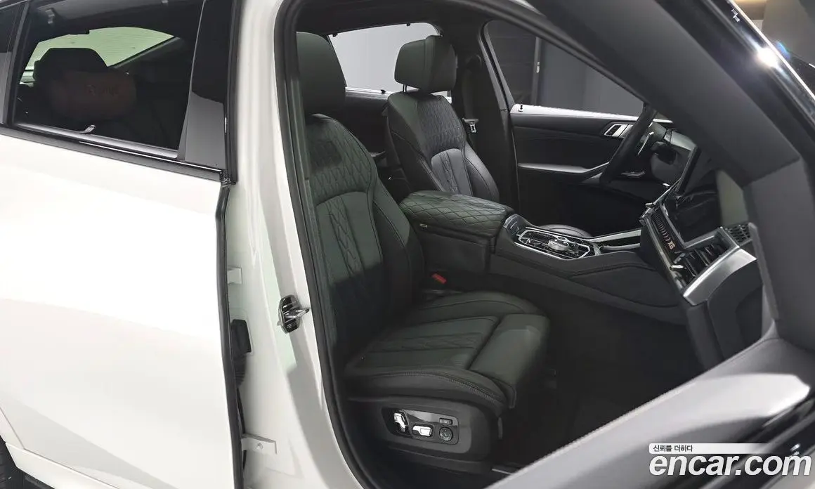 BMW X6 2025 3.0 автомат (гидро), фото 9
