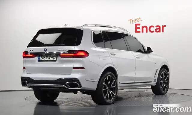 BMW X7 2021 3.0 автомат (гидро), миниатюра 2