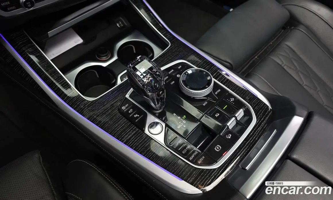 BMW X7 2021 3.0 автомат (гидро), фото 12